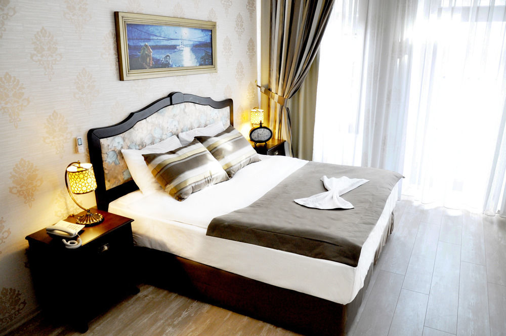 Taksim House Hotel Istanbul Bagian luar foto